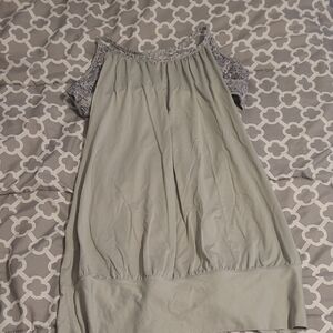 Sleeveless Light Grey tank with Patterned Sports bra